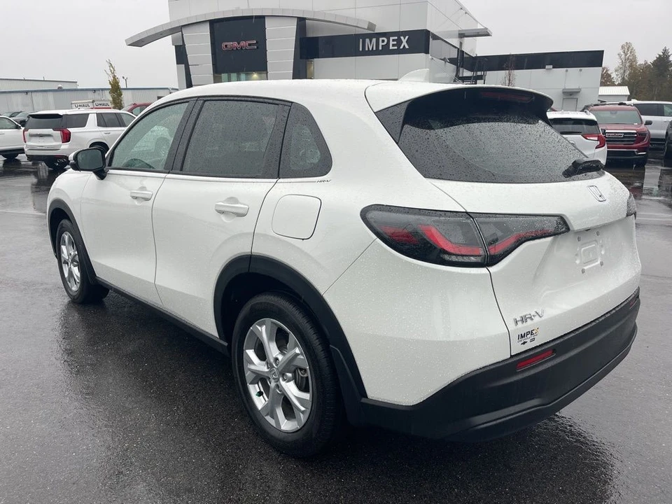 2025 Honda HR-V 3rd Gen - Image 3 of 21