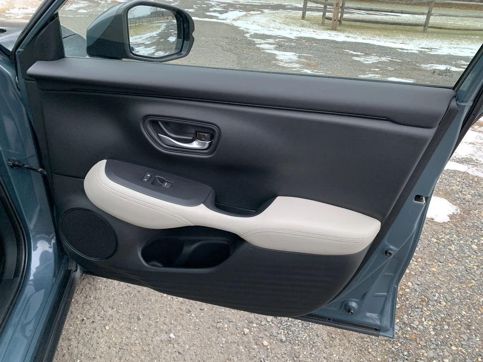 2025 Honda HR-V 3rd Gen - Image 21 of 21