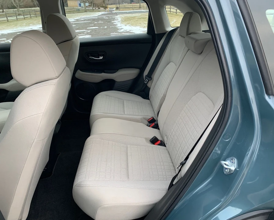 2025 Honda HR-V 3rd Gen - Image 15 of 21