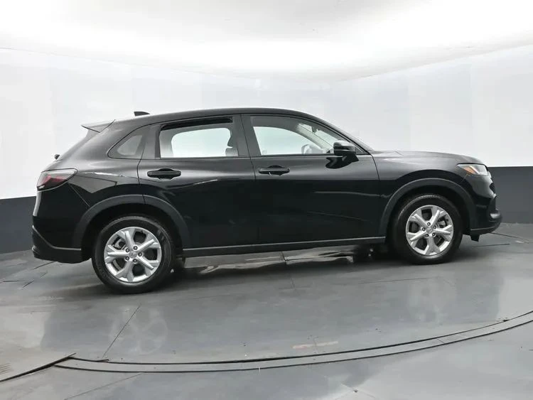 2025 Honda HR-V 3rd Gen - Image 4 of 12