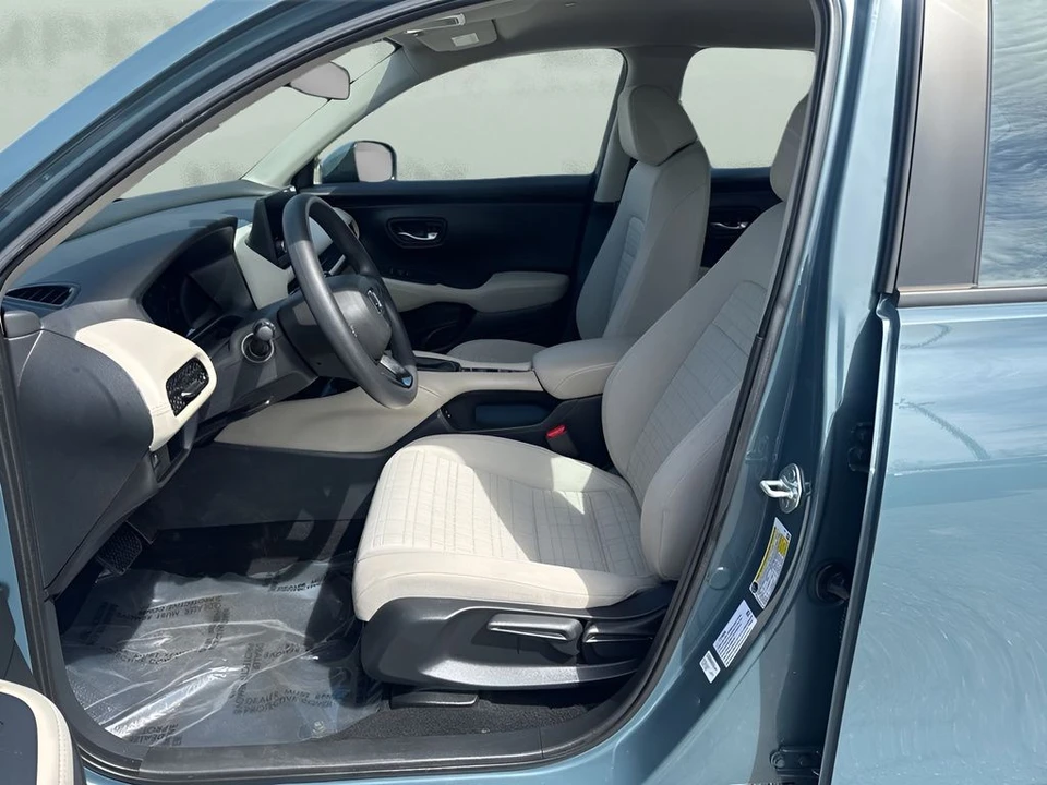 2025 Honda HR-V 3rd Gen - Image 9 of 21