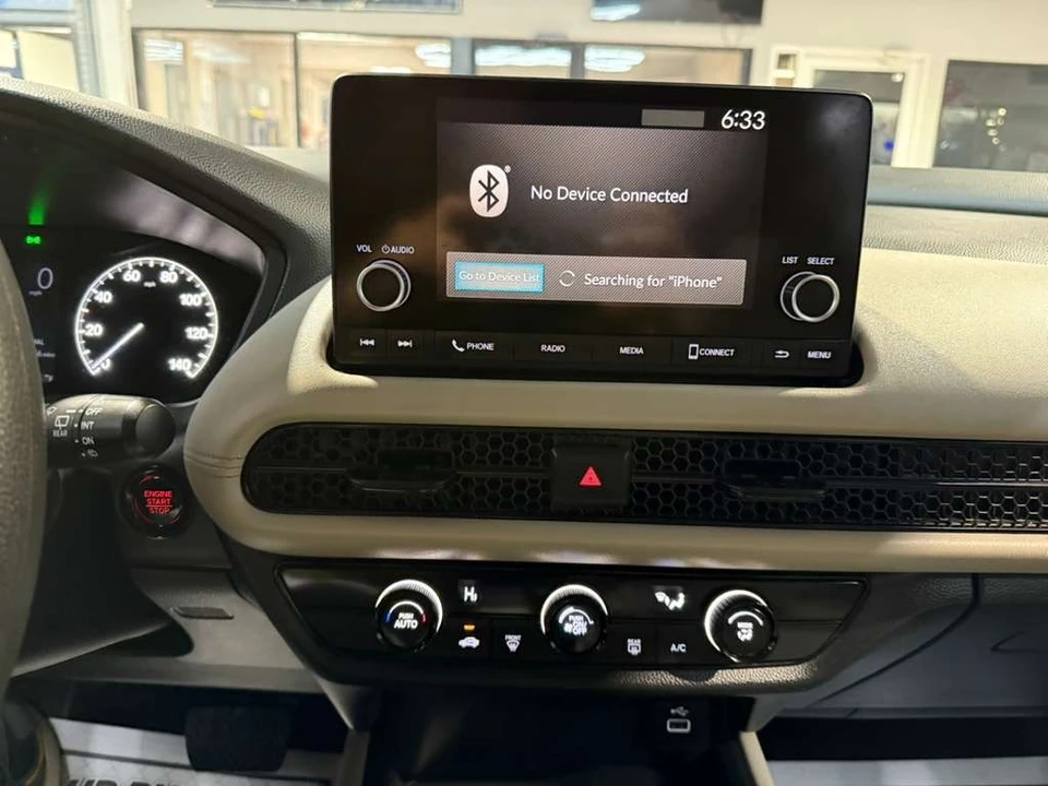 2025 Honda HR-V 3rd Gen - Image 16 of 21