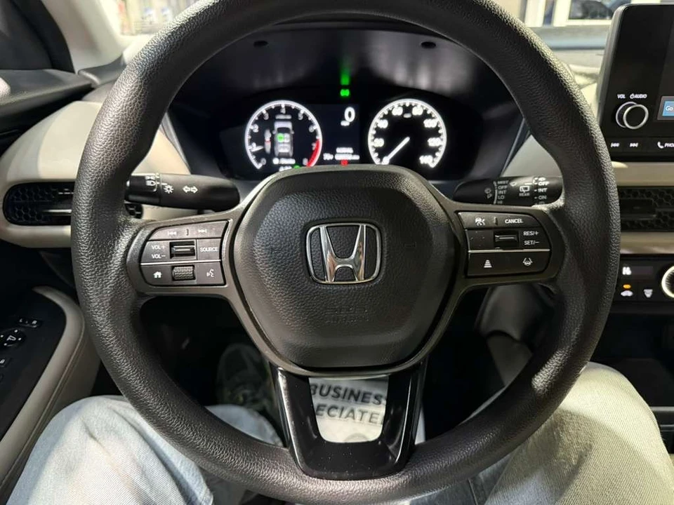 2025 Honda HR-V 3rd Gen - Image 11 of 21