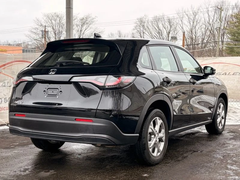 2025 Honda HR-V 3rd Gen - Image 9 of 12
