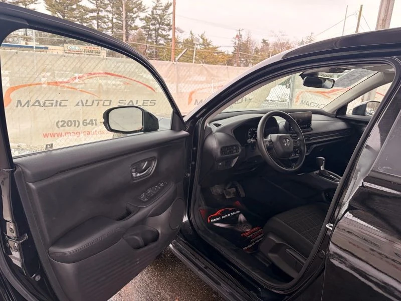 2025 Honda HR-V 3rd Gen - Image 12 of 12