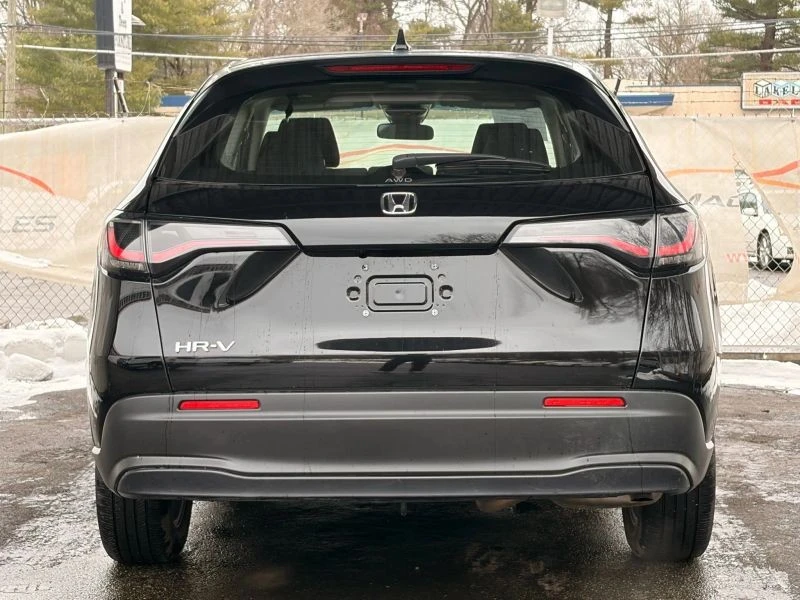 2025 Honda HR-V 3rd Gen - Image 10 of 12
