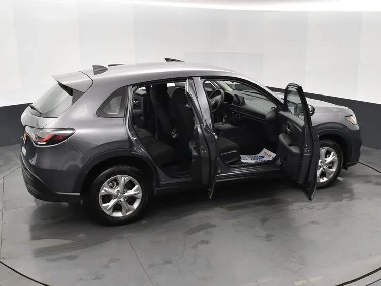 2025 Honda HR-V 3rd Gen - Image 6 of 12