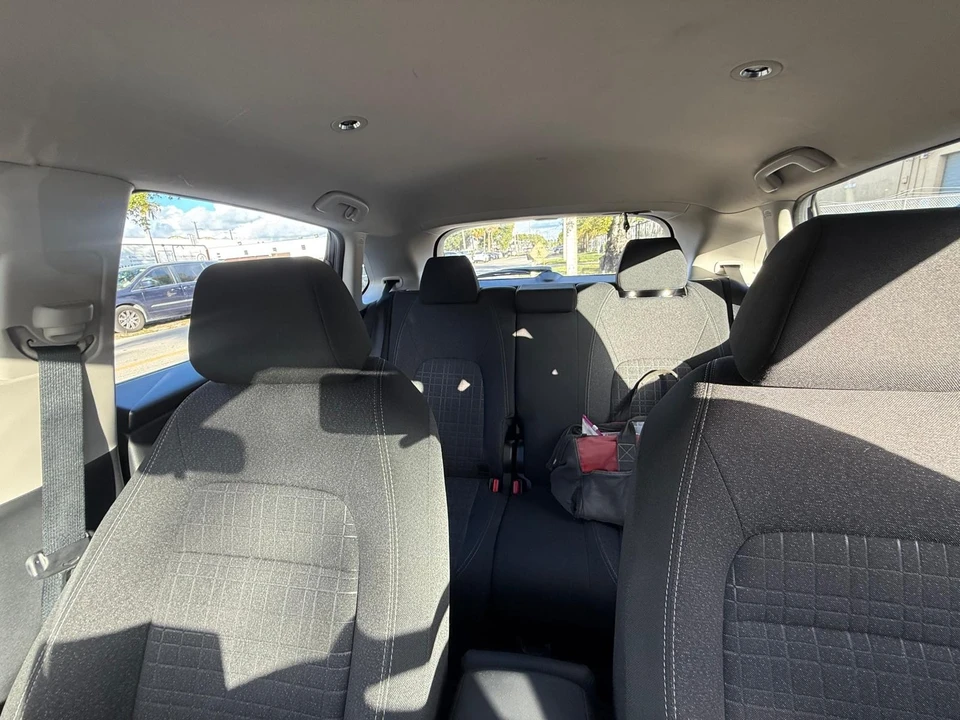2025 Honda HR-V 3rd Gen - Image 13 of 15