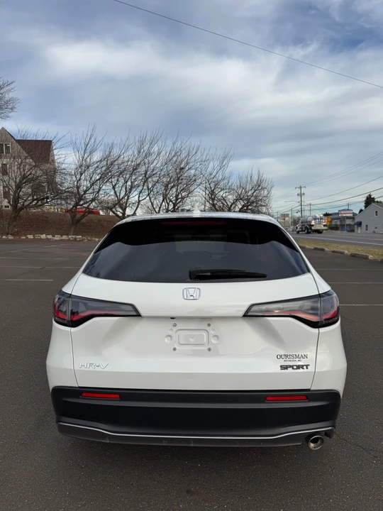 2025 Honda HR-V 3rd Gen - Image 6 of 20