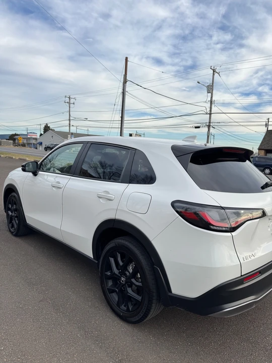 2025 Honda HR-V 3rd Gen - Image 7 of 20