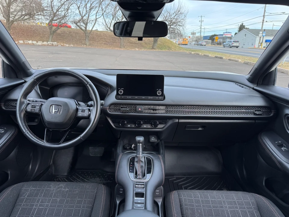 2025 Honda HR-V 3rd Gen - Image 14 of 20