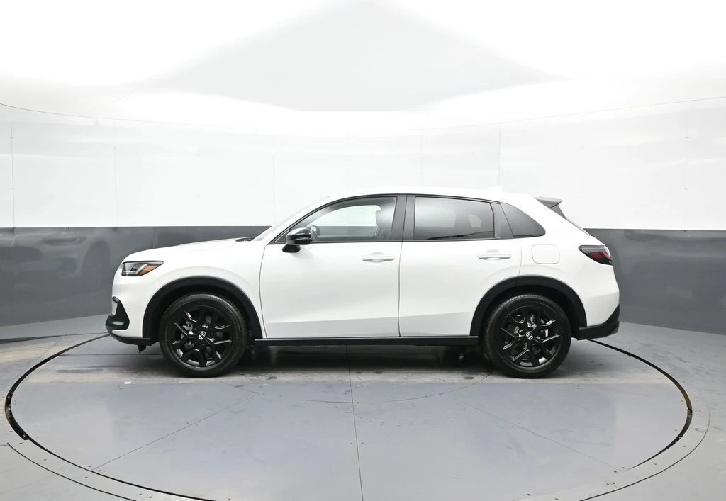 2025 Honda HR-V 3rd Gen - Image 9 of 12