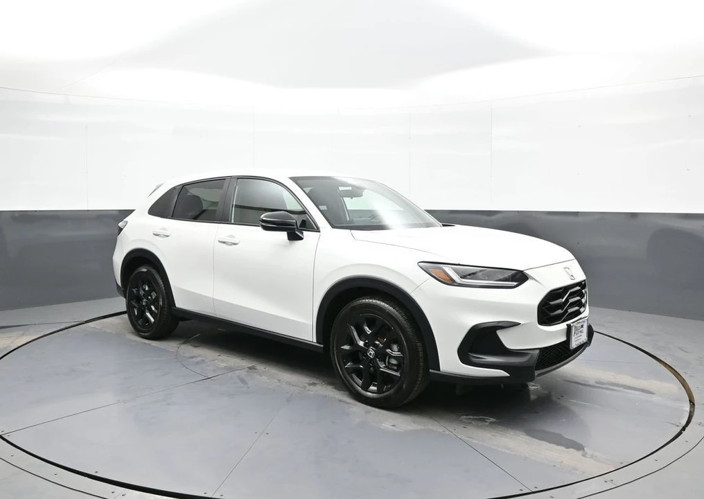 2025 Honda HR-V 3rd Gen - Image 4 of 12