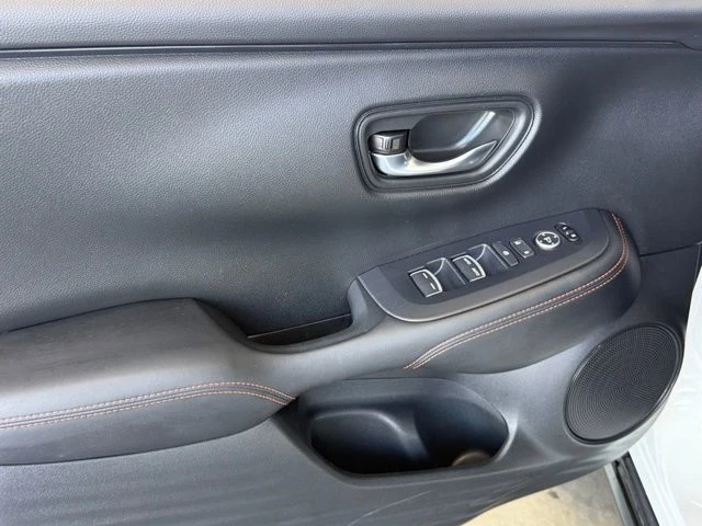 2025 Honda HR-V 3rd Gen - Image 18 of 21