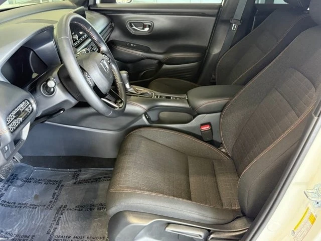 2025 Honda HR-V 3rd Gen - Image 20 of 21