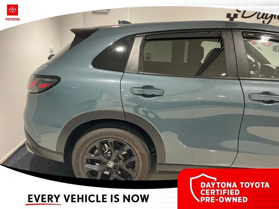 2025 Honda HR-V 3rd Gen - Image 3 of 10