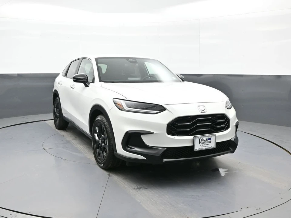 2025 Honda HR-V 3rd Gen - Image 3 of 21