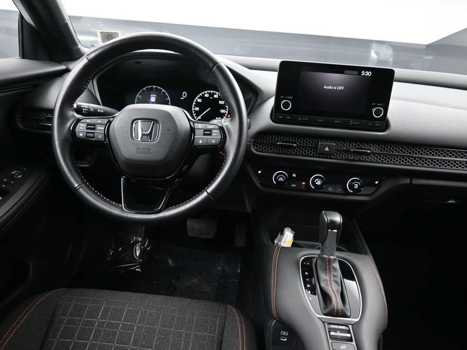 2025 Honda HR-V 3rd Gen - Image 19 of 21