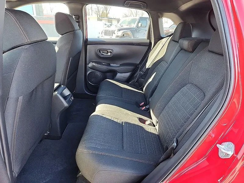 2025 Honda HR-V 3rd Gen - Image 11 of 12