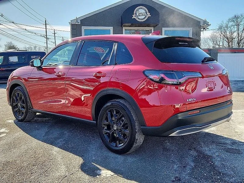 2025 Honda HR-V 3rd Gen - Image 5 of 12