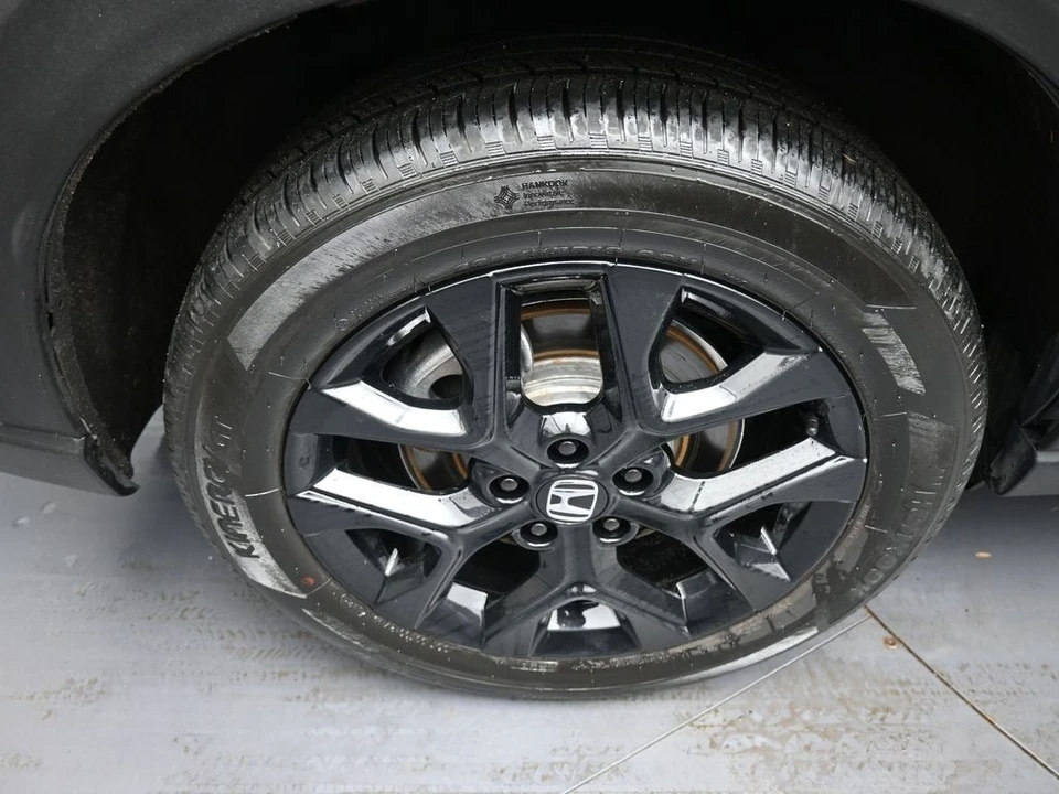 2025 Honda HR-V 3rd Gen - Image 12 of 21