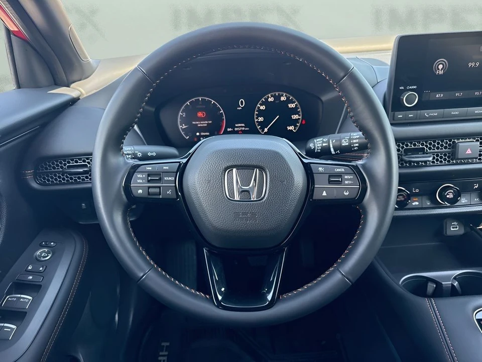 2025 Honda HR-V 3rd Gen - Image 12 of 31