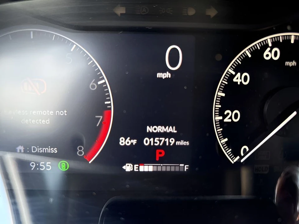 2025 Honda HR-V 3rd Gen - Image 22 of 31