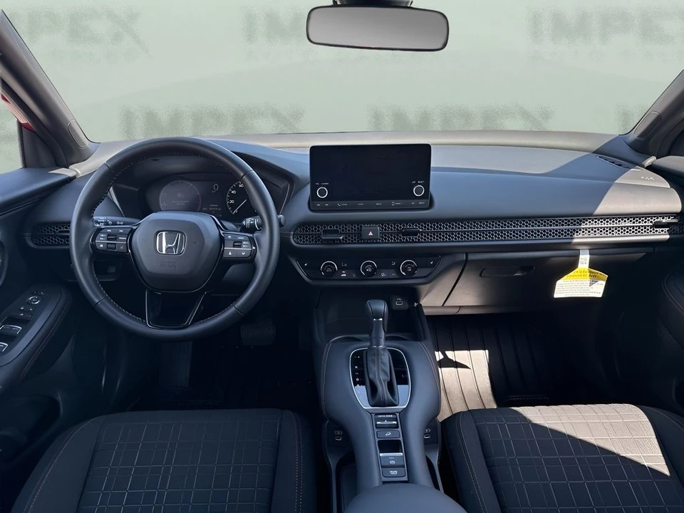 2025 Honda HR-V 3rd Gen - Image 11 of 31