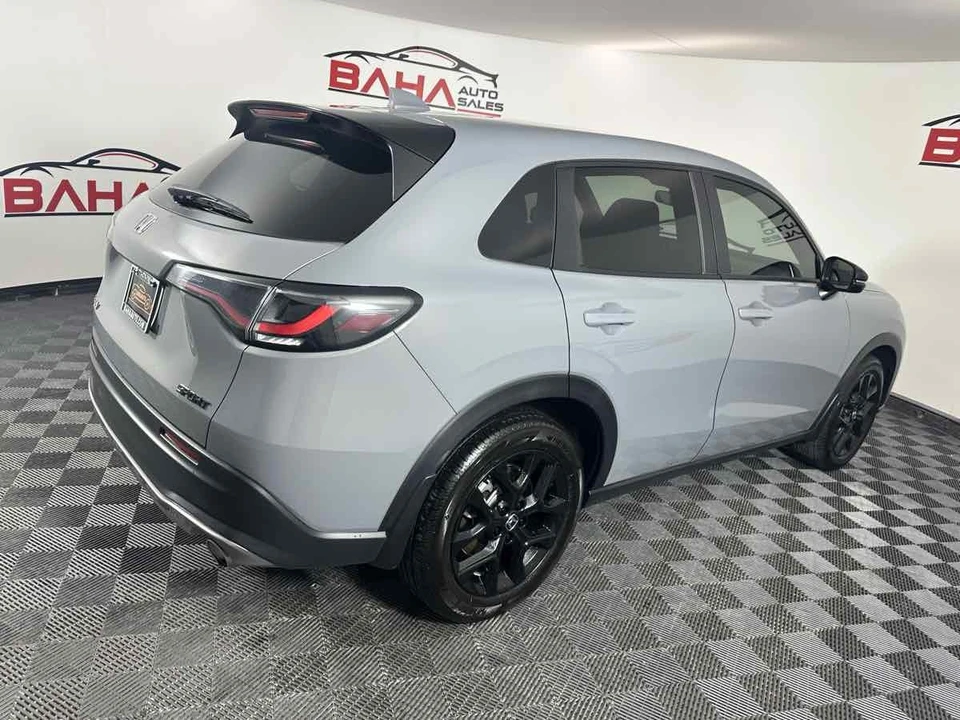 2025 Honda HR-V 3rd Gen - Image 8 of 21