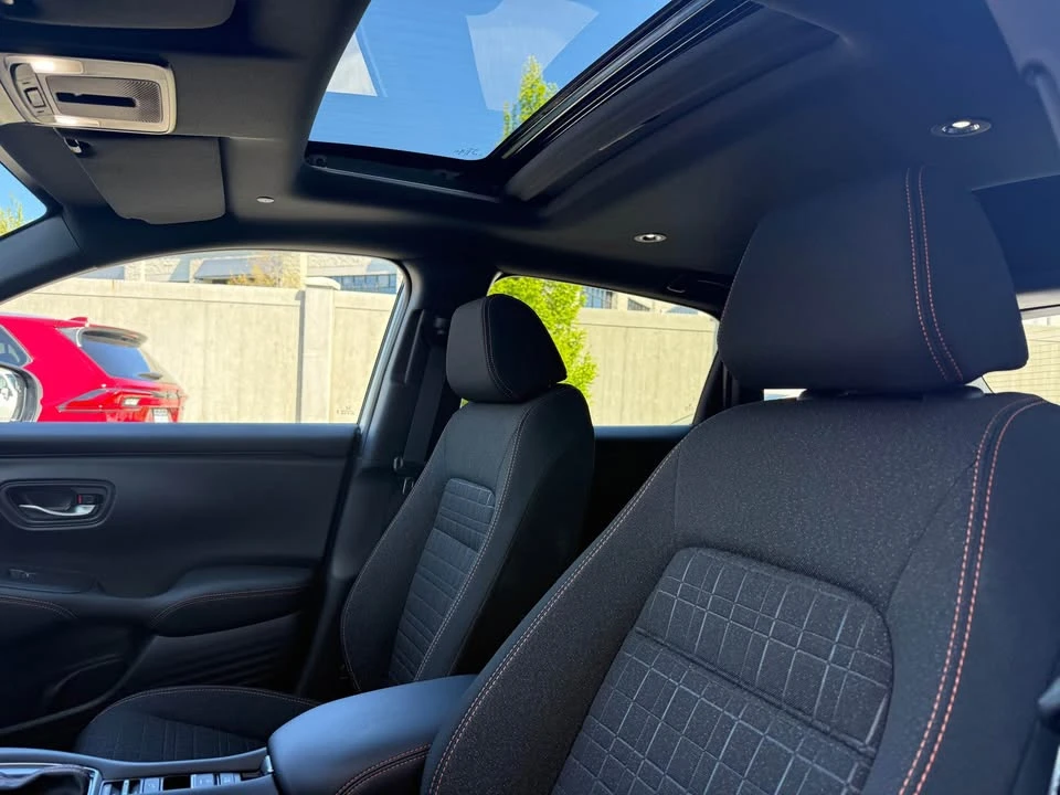 2025 Honda HR-V 3rd Gen - Image 10 of 15