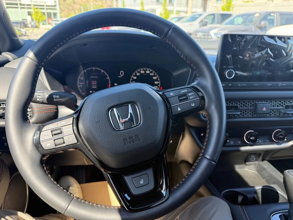 2025 Honda HR-V 3rd Gen - Image 11 of 15