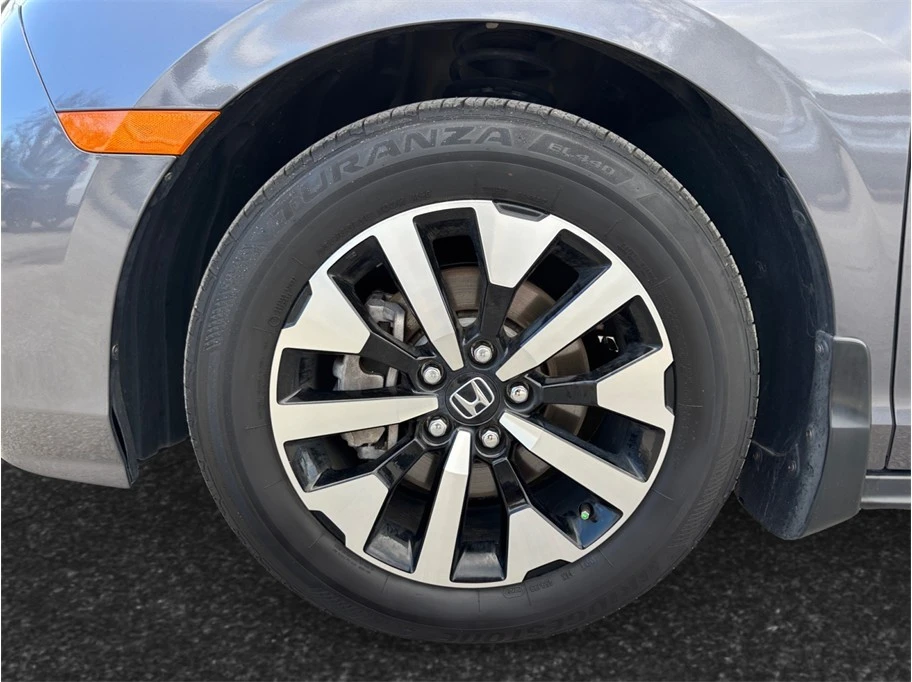 2025 Honda Odyssey - Image 13 of 21