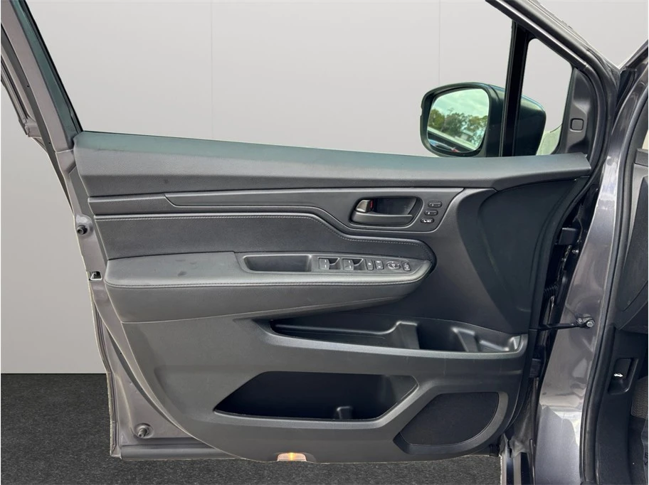 2025 Honda Odyssey - Image 20 of 21