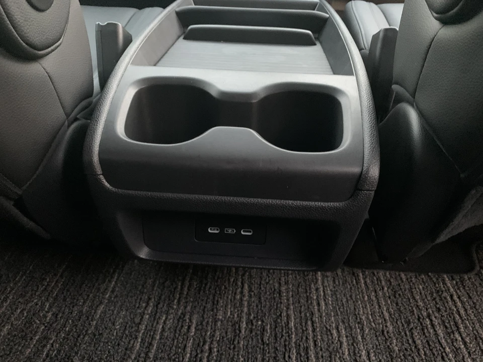 2025 Honda Odyssey - Image 19 of 21