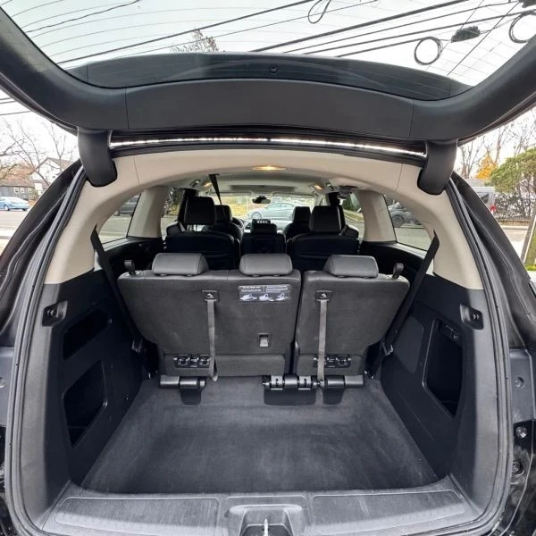 2025 Honda Odyssey - Image 9 of 12