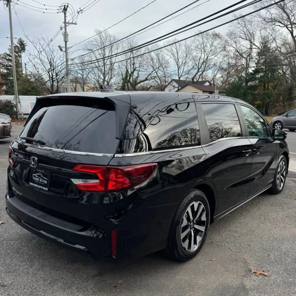 2025 Honda Odyssey - Image 6 of 12