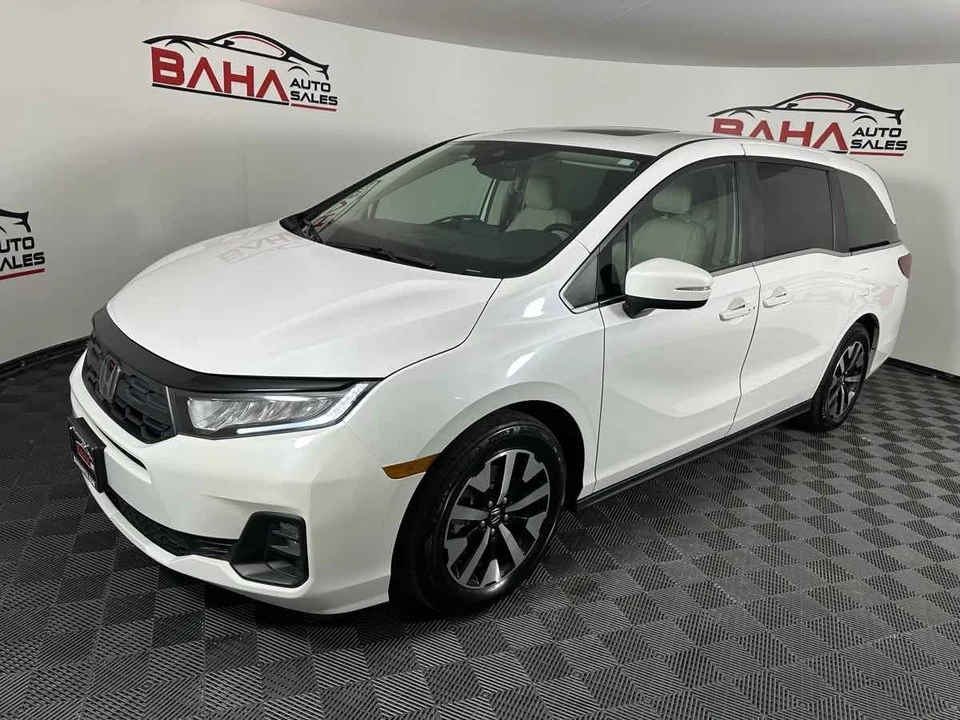 2025 Honda Odyssey - Image 3 of 21
