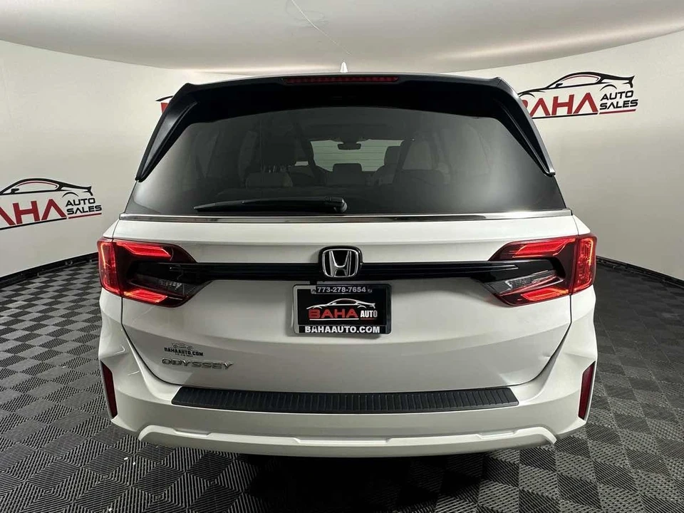 2025 Honda Odyssey - Image 7 of 21