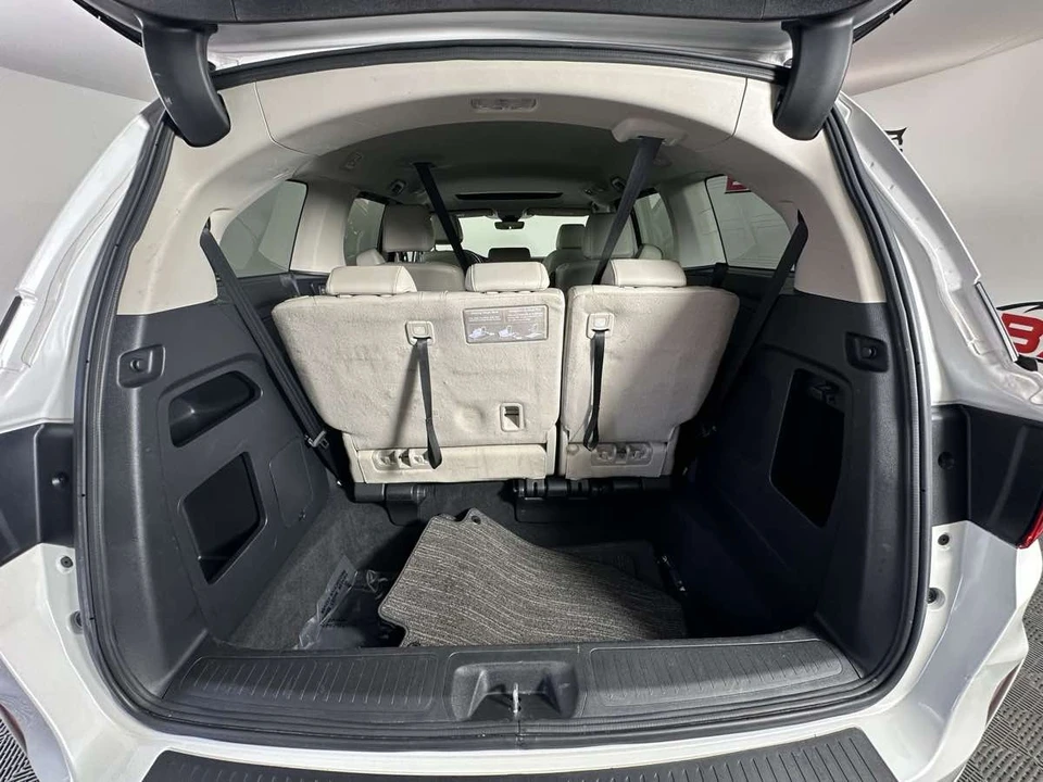 2025 Honda Odyssey - Image 17 of 21