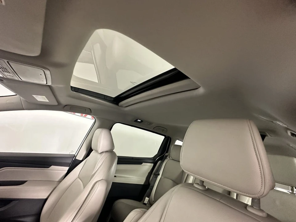 2025 Honda Odyssey - Image 21 of 21
