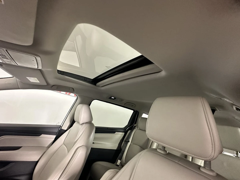 2025 Honda Odyssey - Image 21 of 21