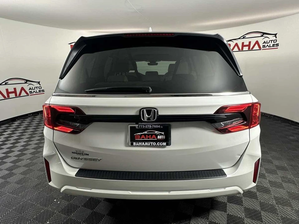 2025 Honda Odyssey - Image 7 of 21