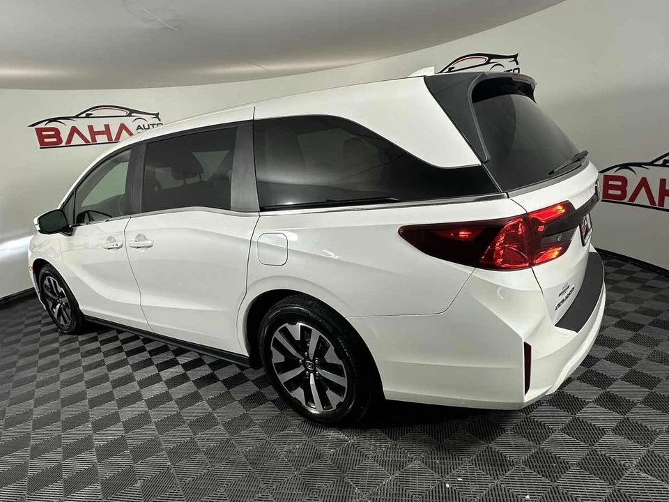 2025 Honda Odyssey - Image 5 of 21