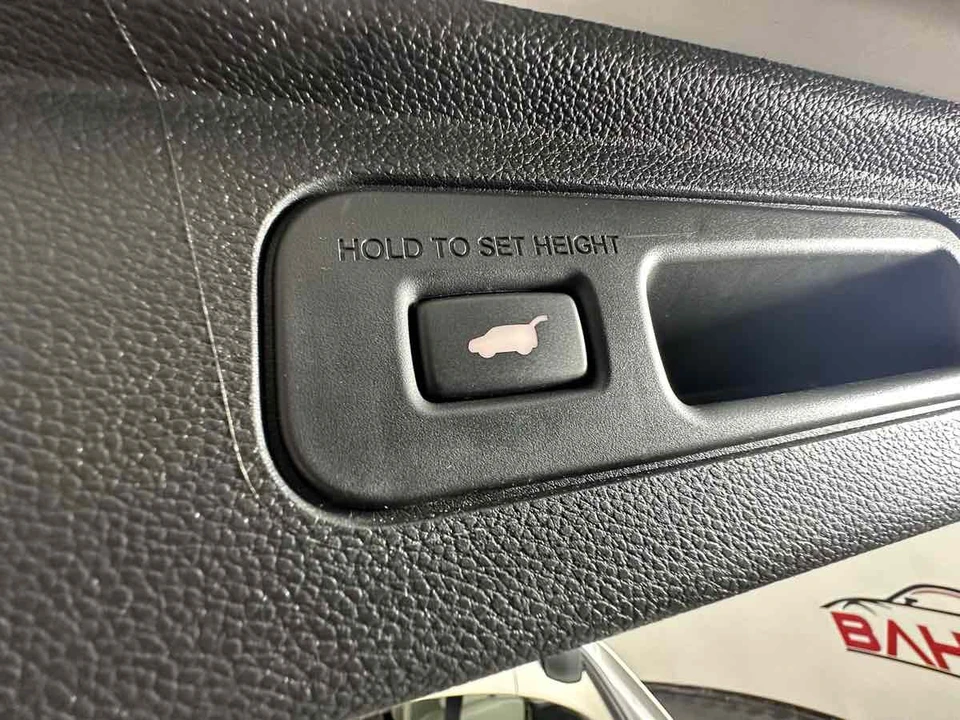 2025 Honda Odyssey - Image 18 of 21