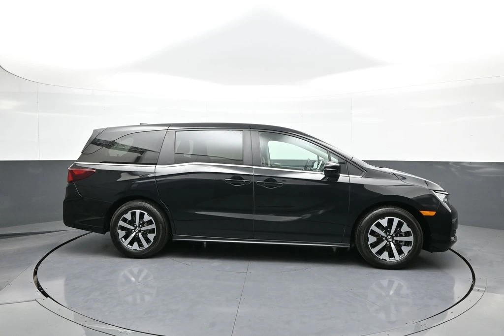 2025 Honda Odyssey - Image 5 of 12