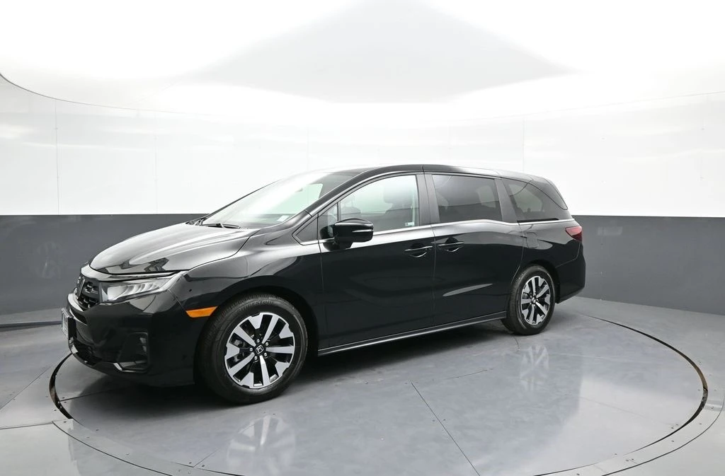 2025 Honda Odyssey - Image 10 of 12