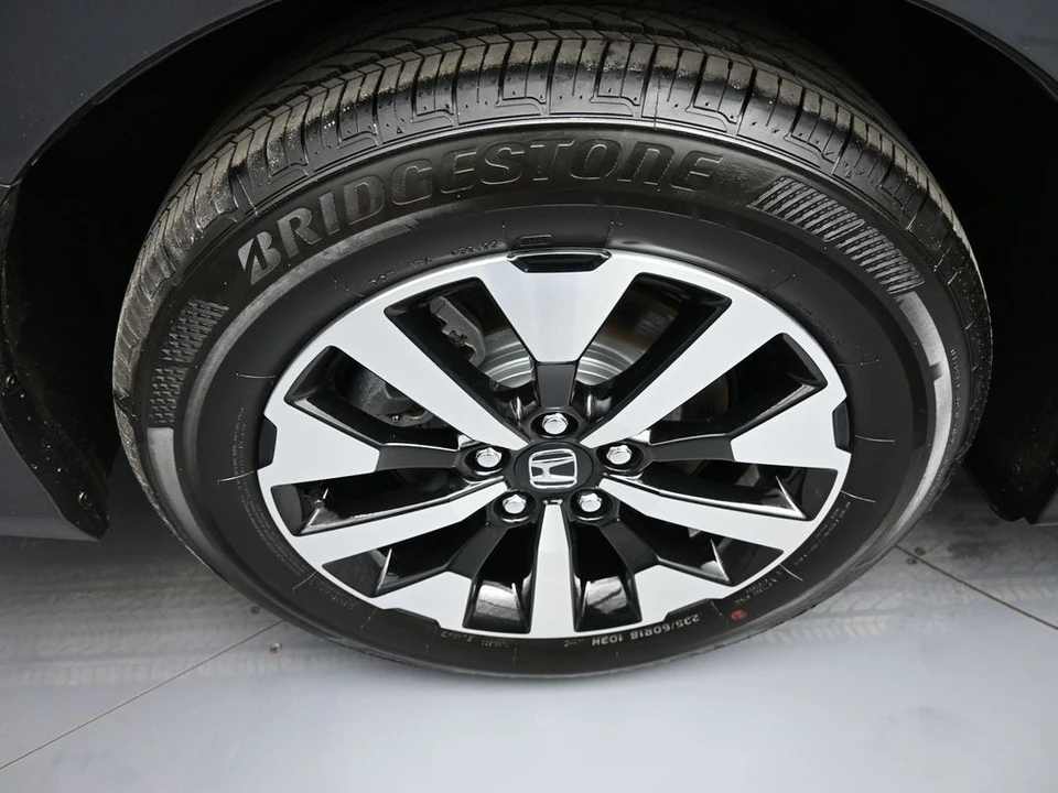 2025 Honda Odyssey - Image 12 of 12