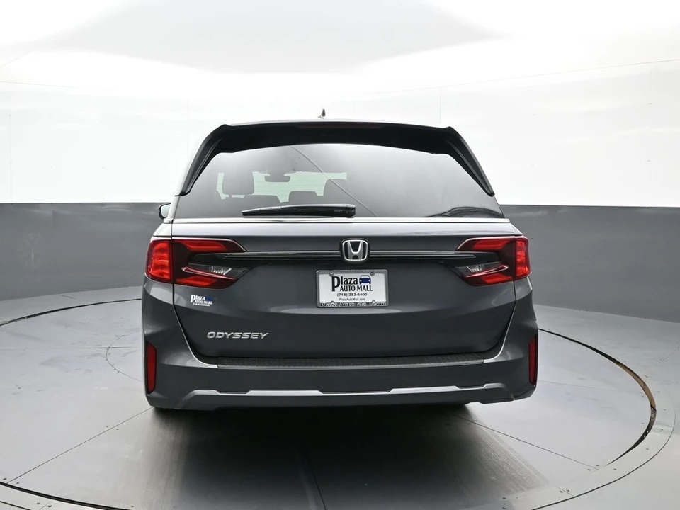 2025 Honda Odyssey - Image 7 of 12