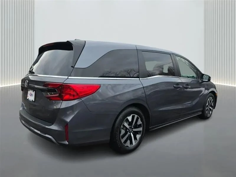 2025 Honda Odyssey - Image 5 of 12