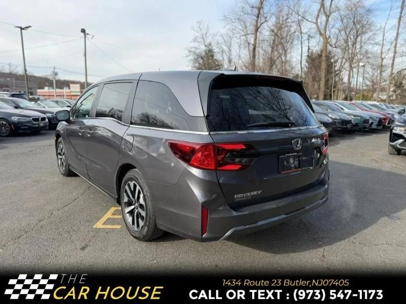 2025 Honda Odyssey - Image 7 of 12